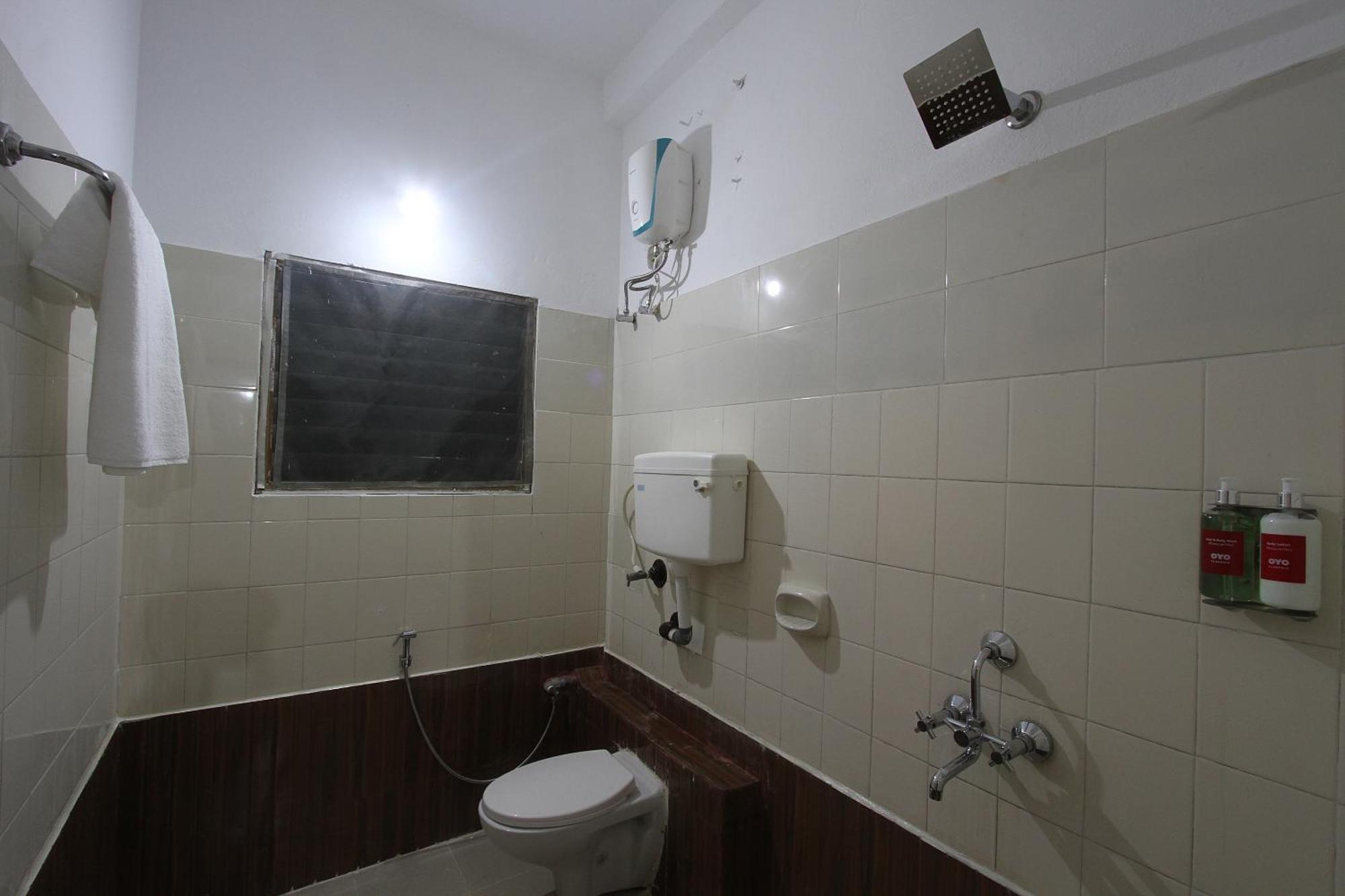 Oyo Flagship 40509 Hotel Mps Residential Tower تيروبور المظهر الخارجي الصورة